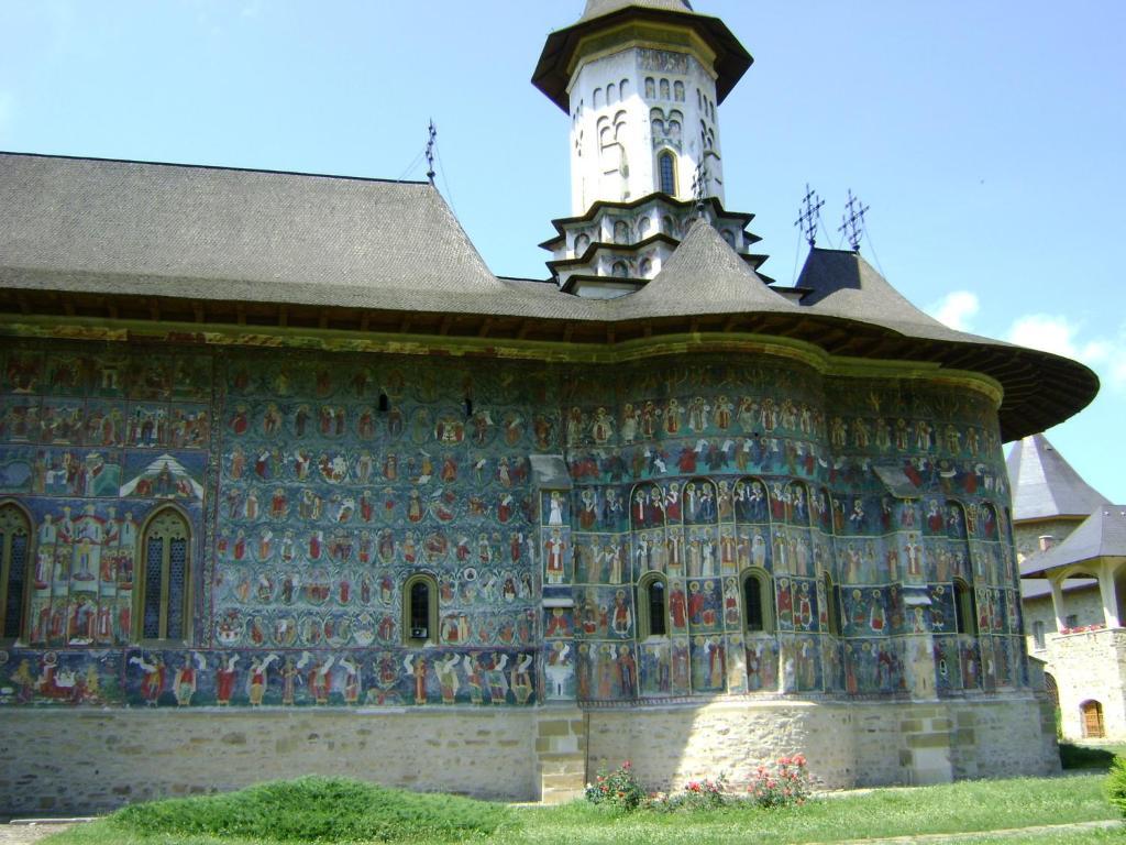 Pensiunea Casa Rodica Gura Humorului Exterior foto